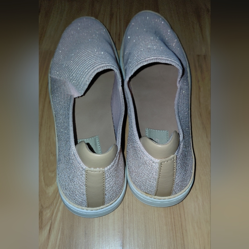 UGG Slip-On Knit Mules in Light Pink with Tan Trim - Picture 3 of 6